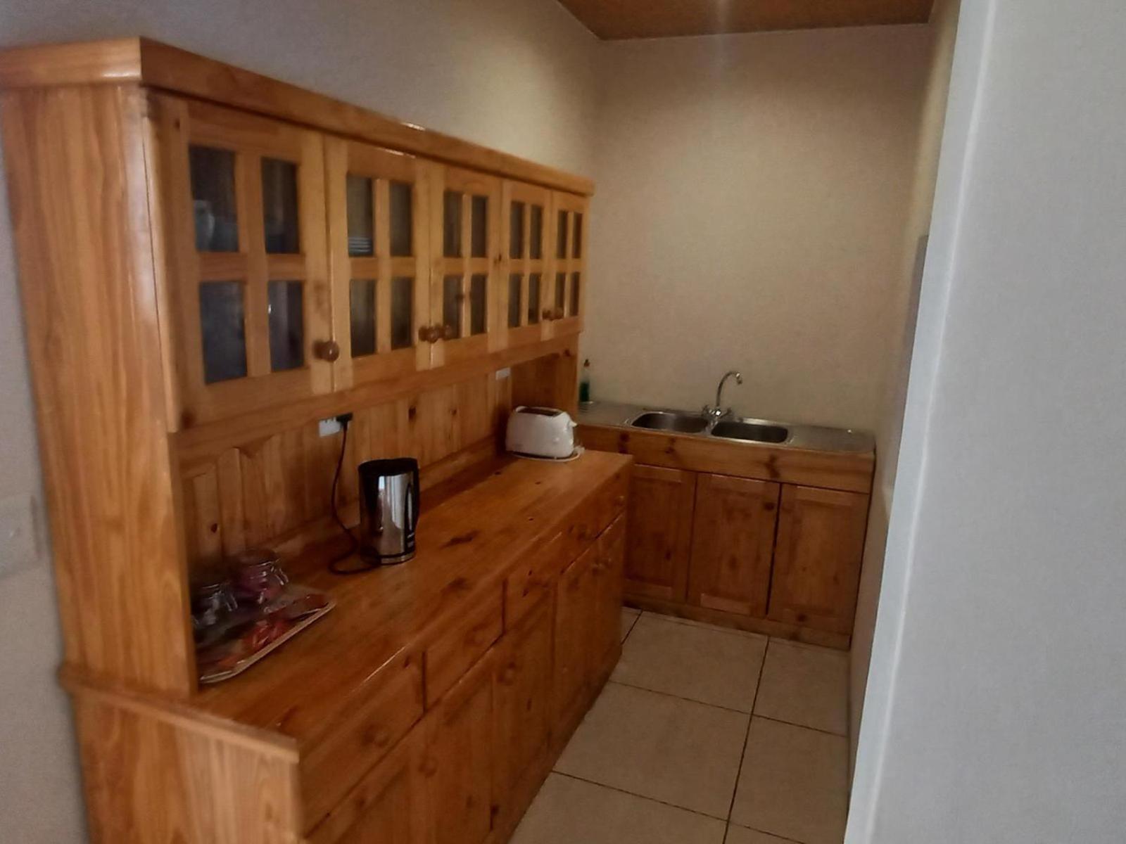 Ombinda Country Lodge Outjo Chambre photo